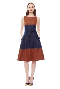 Carolina_Herrera_002_1366.1366x2048