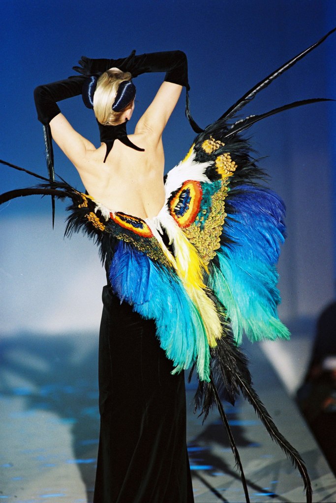 Thierry-Mugler-Haute-Couture-Collection-Spring-Summer-1997