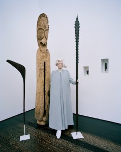 tilda-swinton-de-menil-17