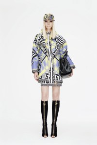 Versace_003_1366.1366x2048