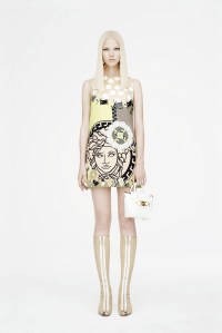 Versace_007_1366.1366x2048