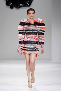 PHOTO © PETER STIGTER VIKTOR & ROLF SPRING SUMMER 2009