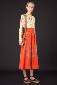 Valentino_006_1366.1366x2048