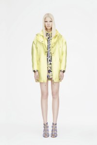 Versace_004_1366.1366x2048