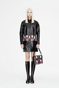 Versace_019_1366.1366x2048