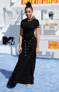 Tinashe--2015-MTV-Movie-Awards--02-662x1031