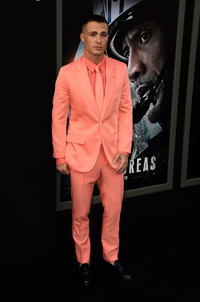 Colton-Haynes-San-Andreas-Premiere-2015-Style-Picture-Marc-Jacobs-Suit-001