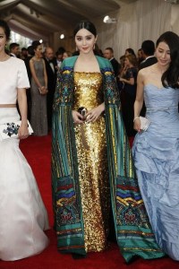 fan-bingbing-met-gala-2015-christopher-bu-400x600