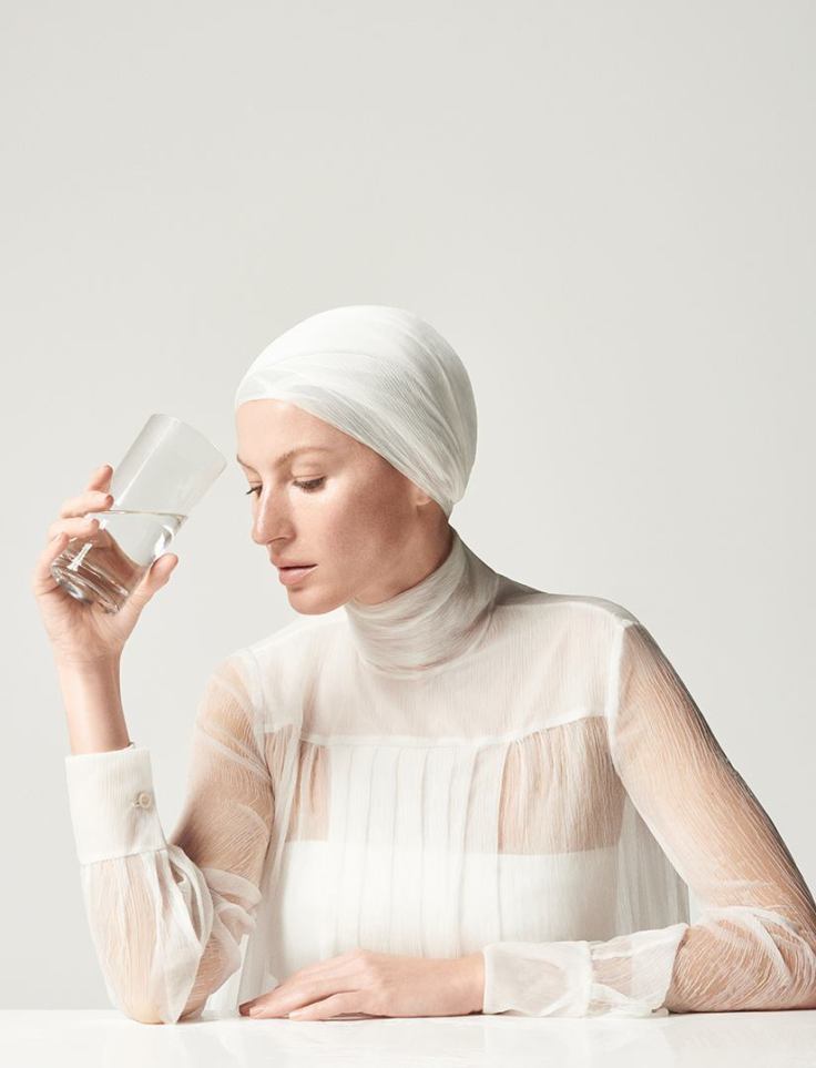 gisele-bc3bcndchen-by-zee-nunes-for-vogue-brazil-may-2015