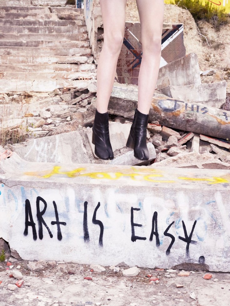 julia-bergshoeff-by-mert-and-marcus-vogue-paris-august-2015-07