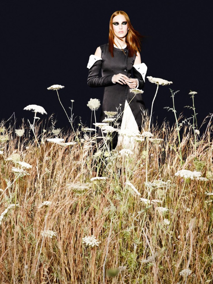 julia-bergshoeff-by-mert-and-marcus-vogue-paris-august-2015-14