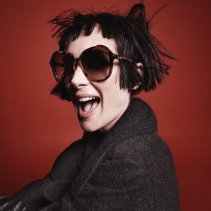 winona-ryder-for-marc-jacobs-fall-2015-campaign-the-impression-01