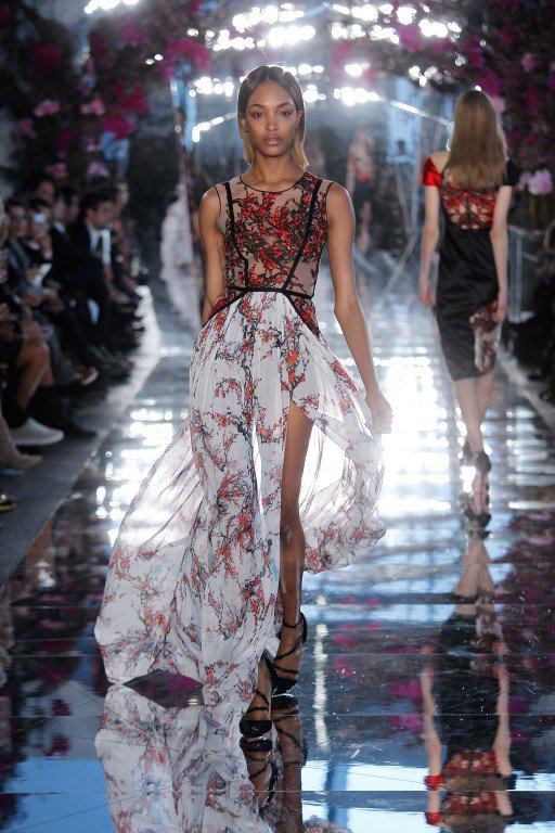 8a6ad03af9f576c2c926e9f67ca2f497