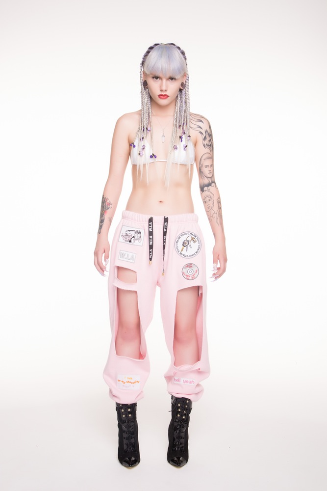 ce03dd00fd79f33b2dabce0cb4cb9caa