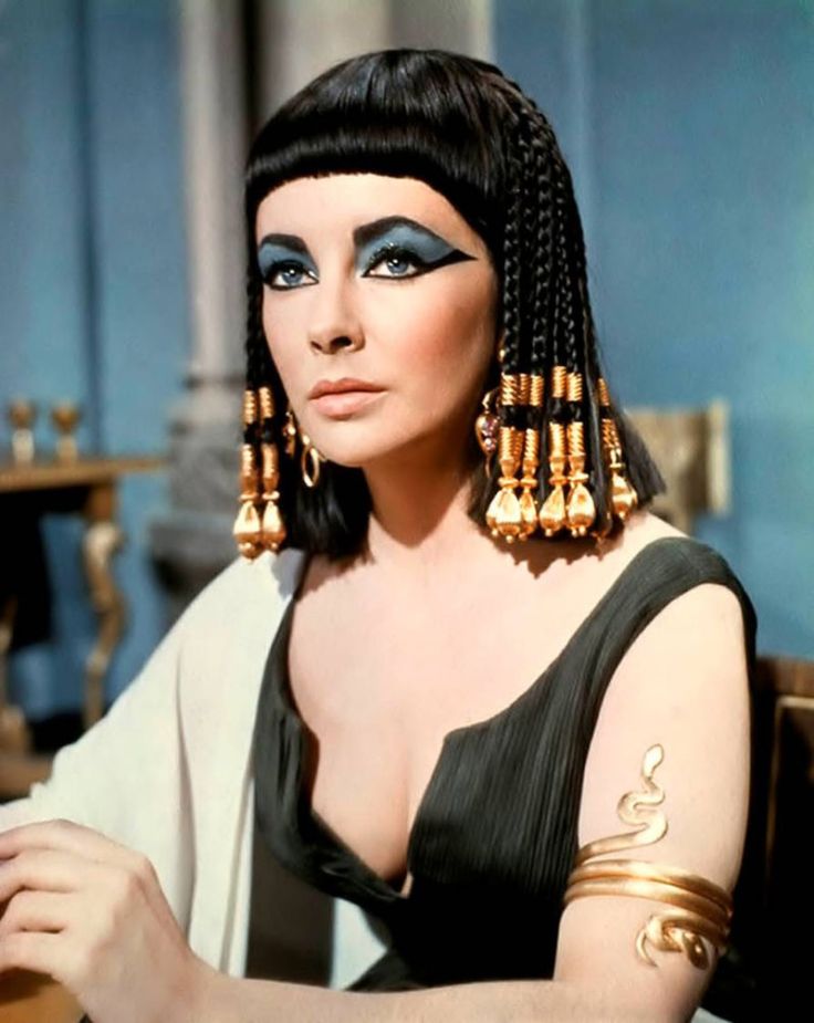 Elizabeth-Taylor-Top-Tenz-Cleopatra