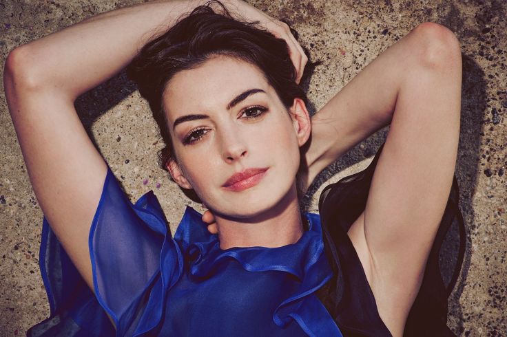 Anne Hathaway-14