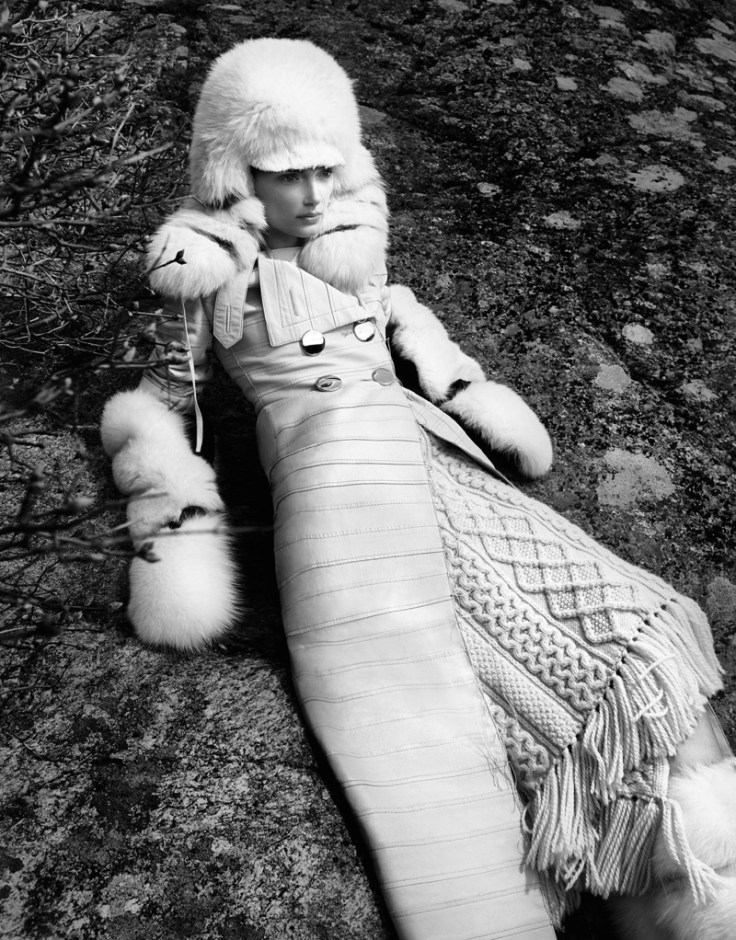 Lily-Donaldson-Vogue-Japan-October-2015-Editorial10