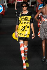 Moschino-24