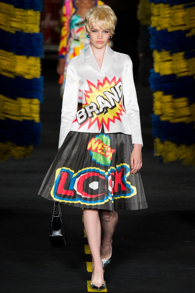 Moschino-42