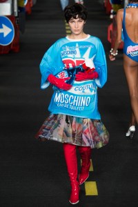 Moschino-47