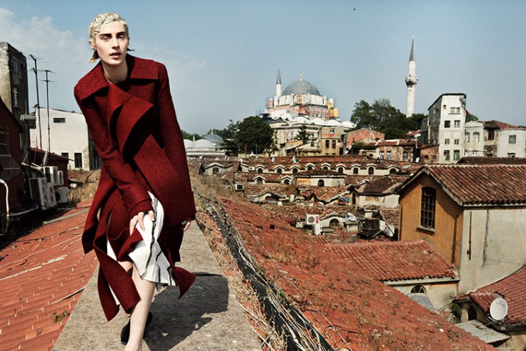 julia-nobis-craig-mcdean-w-magazine-november-2015-1