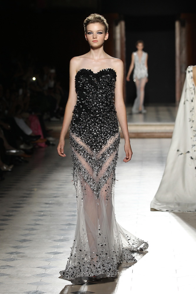 Tony-Ward-Couture-FW1516-31