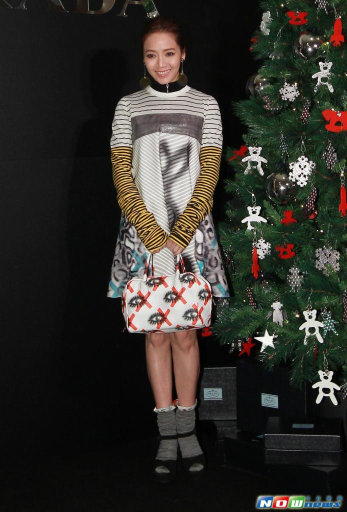 侯佩岑 in Prada Resort 2016