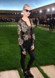 Cara Delevingne in CHANEL Pre-Fall 2016 -2016.1.26-