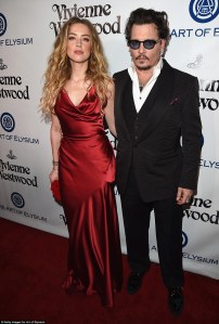 Amber Heard in Vivienne Westwood -2016.1.10-