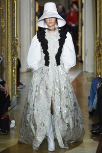 Ulyana Sergeenko Spring 2016 Couture Look 20