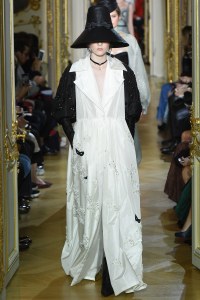 Ulyana Sergeenko Spring 2016 Couture Look 21