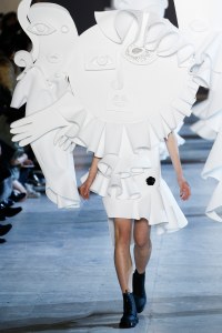 Viktor & Rolf Spring 2016 Couture Look 19