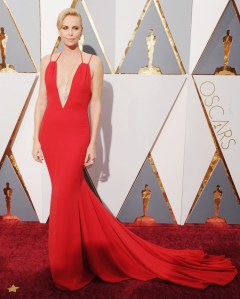 Charlize Theron in Christian Dior -2016.2.29-