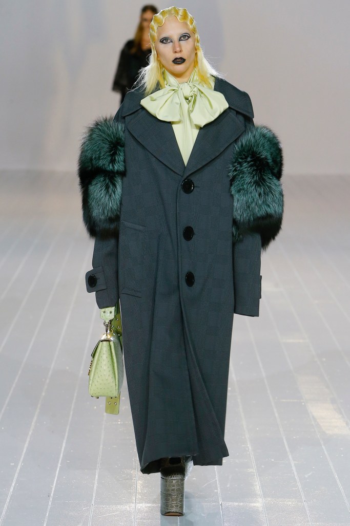 Marc Jacobs Fall 2016-Lady Gaga