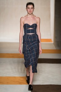 Victoria Beckham Fall 2016 Look 1