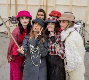 CHANEL Fall 2016 Style -2016.3.9-
