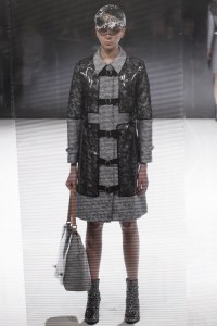 Anrealage Fall 2016 Look 32