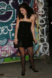 Lorde in Stella McCartney Spring 2016 -2016.3.28-