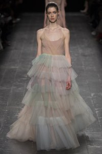 Valentino Fall 2016 Look 70