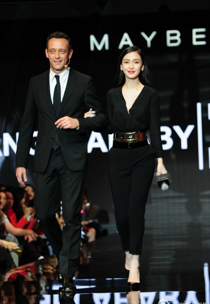 Angelababy in Alexandre Vauthier Fall 2015 Couture-1