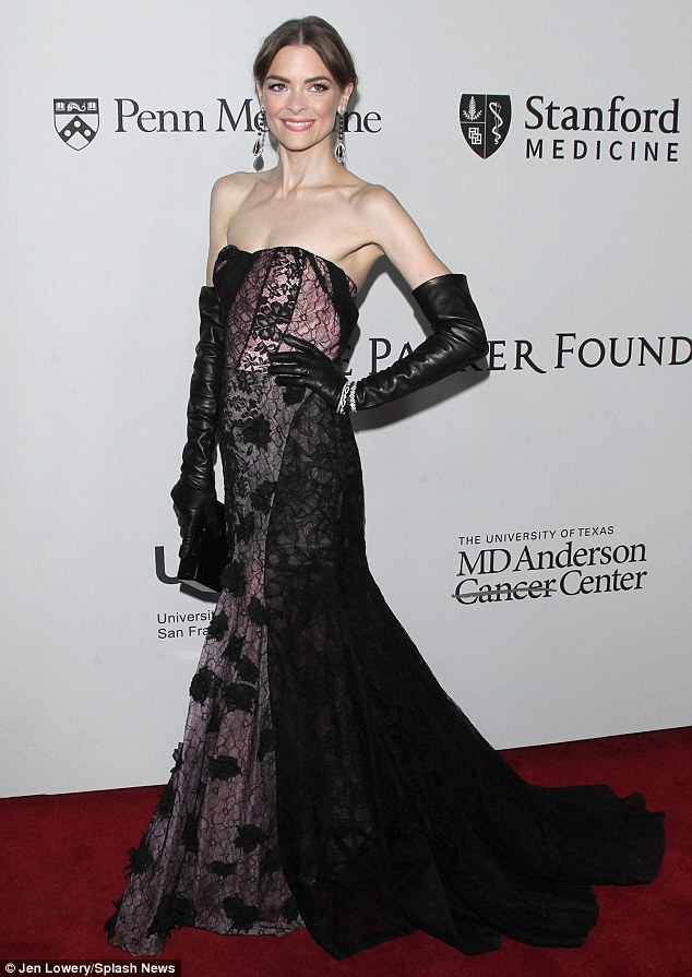 Jaime King in Oscar de la Renta Spring 2016