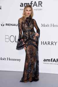Natasha Poly in Roberto Cavalli Fall 2016 -2016.5.20-