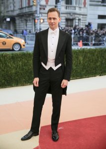 Tom Hiddleston in Ralph Lauren Purple Label -2016.5.4-