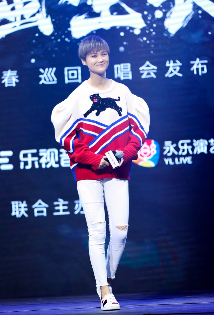 Chris Lee in Gucci Fall 2016