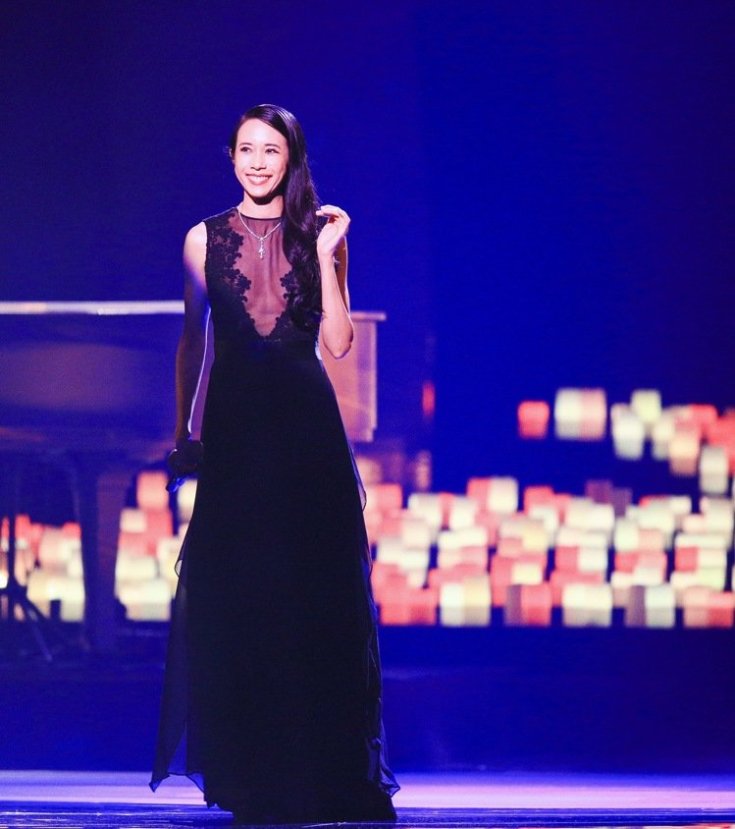Karen Mok in Shanghai Tang-1