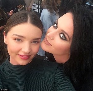 Miranda Kerr and Katy Perry at Moschino Fashion Show -2016.6.11-