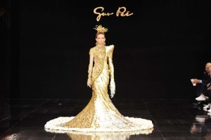 Guo Pei Fall 2016 Couture Look 29