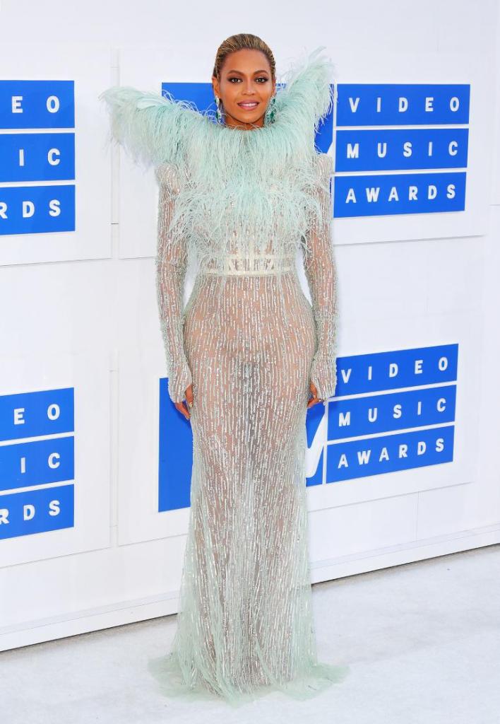 Beyonce in Francesco Scognamiglio Fall 2016 Couture