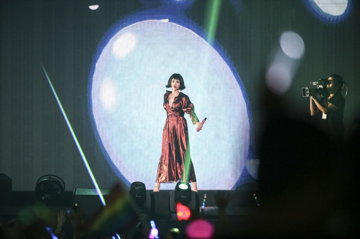 Jolin Tsai in Ellery Fall 2016-4