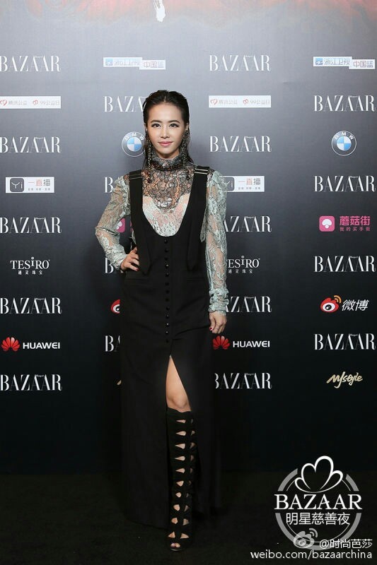 jolin-tsai-in-lanvin-fall-2016-1